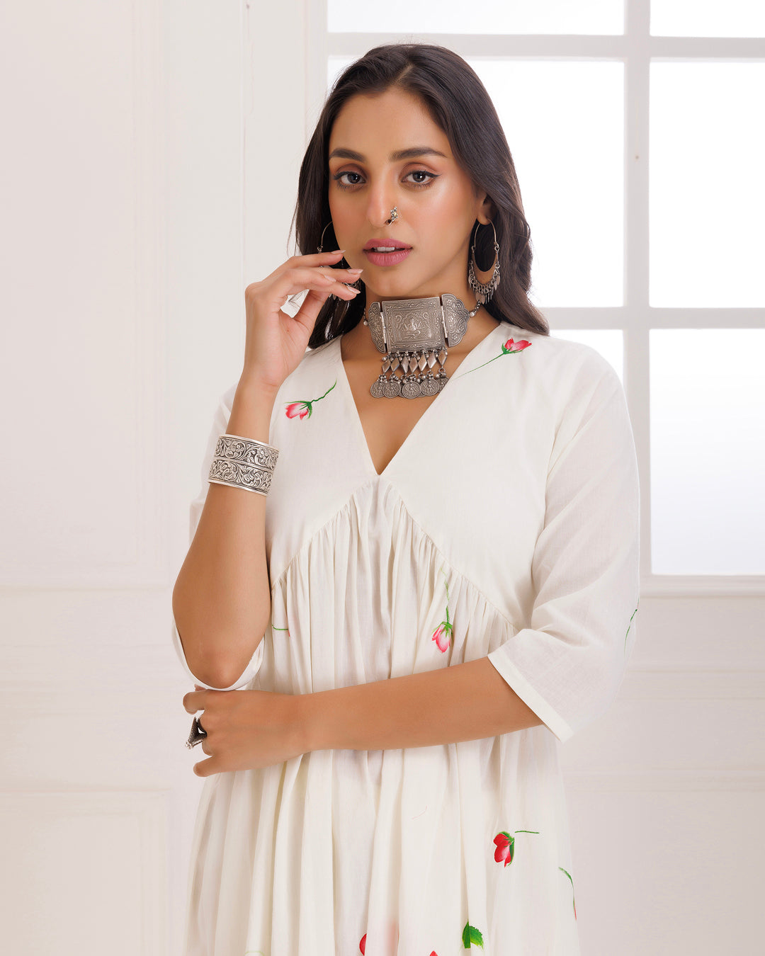 Rangreza Ivory HandPainted Gathered Suit Set