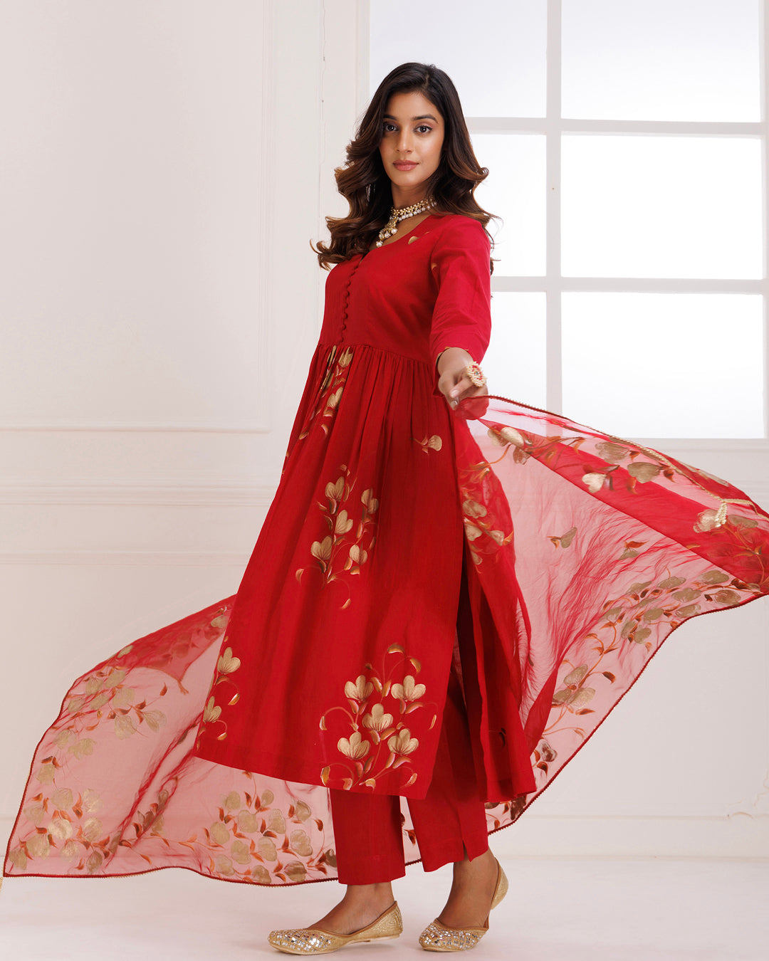 Rangreza Red HandPainted Gathered Suit Set