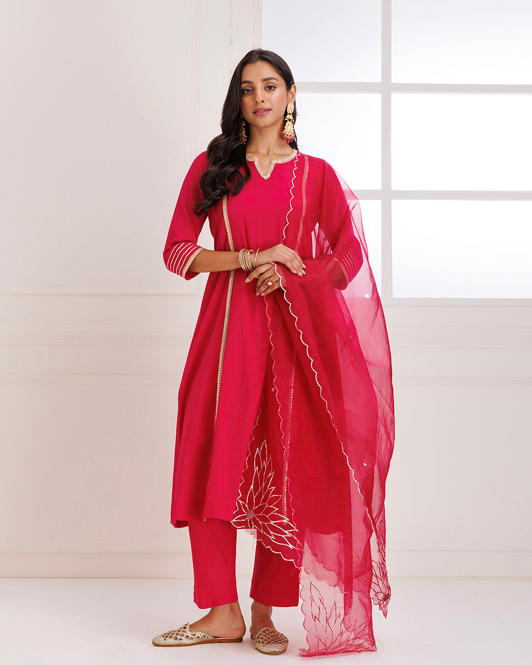 Panihari Magenta Gotapatti Suit Set