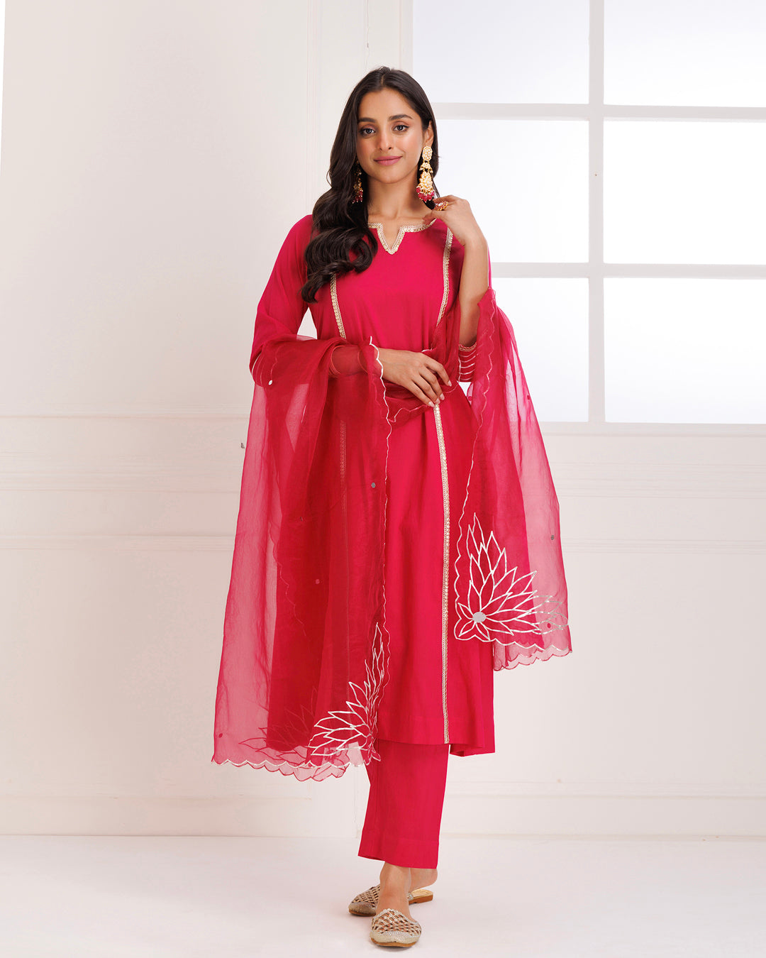 Panihari Magenta Gotapatti Suit Set