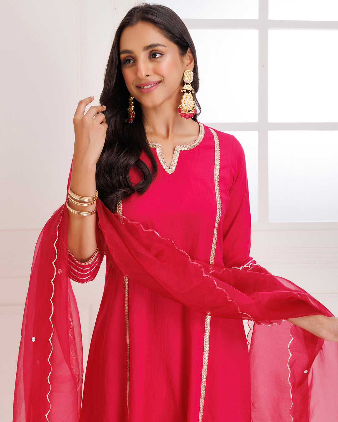 Panihari Magenta Gotapatti Suit Set