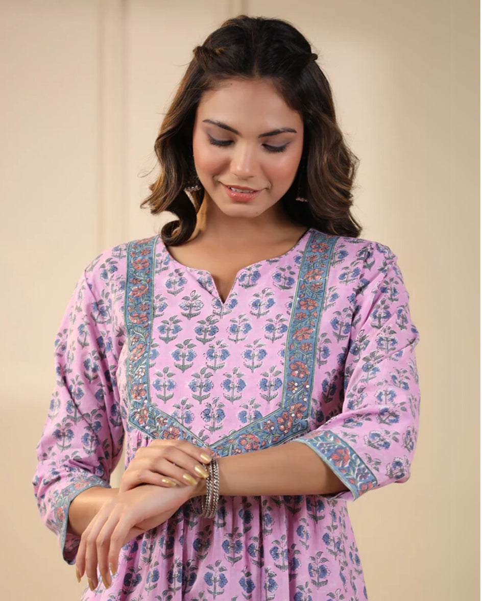 Lavender Butti Handblock Printed Cotton Kurta Pant