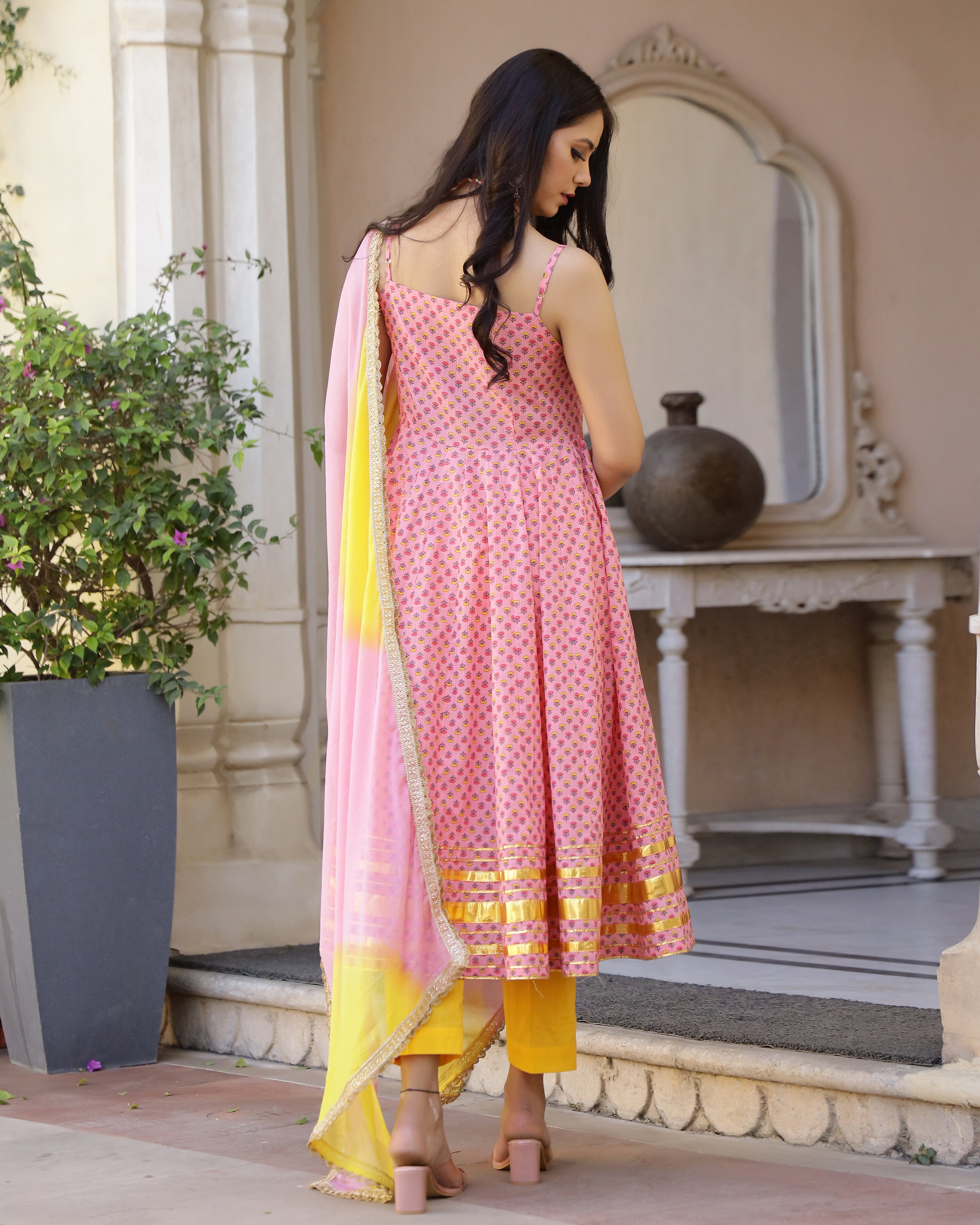 Peach Ethnic Printed Gotapatti Anarkali Suit