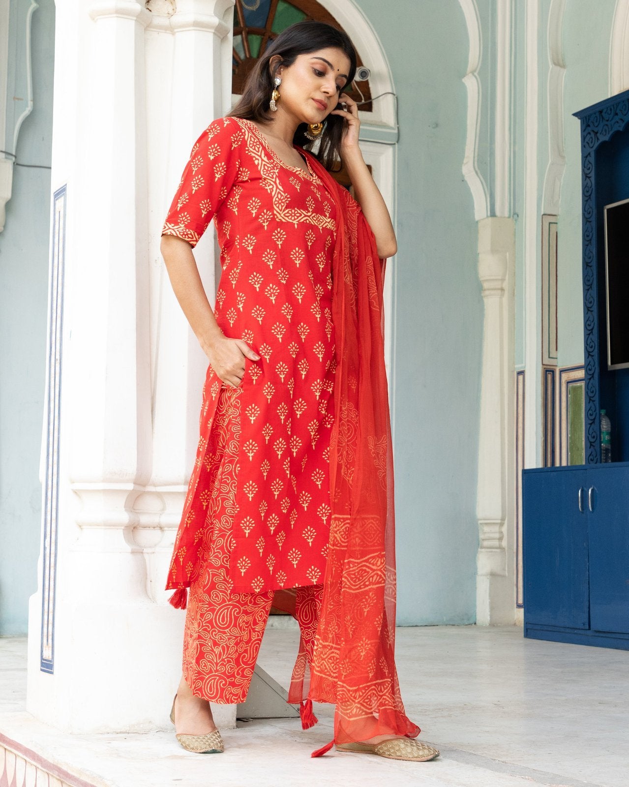 Red & off-white Block Butti Print Cotton Kurta Pant Set