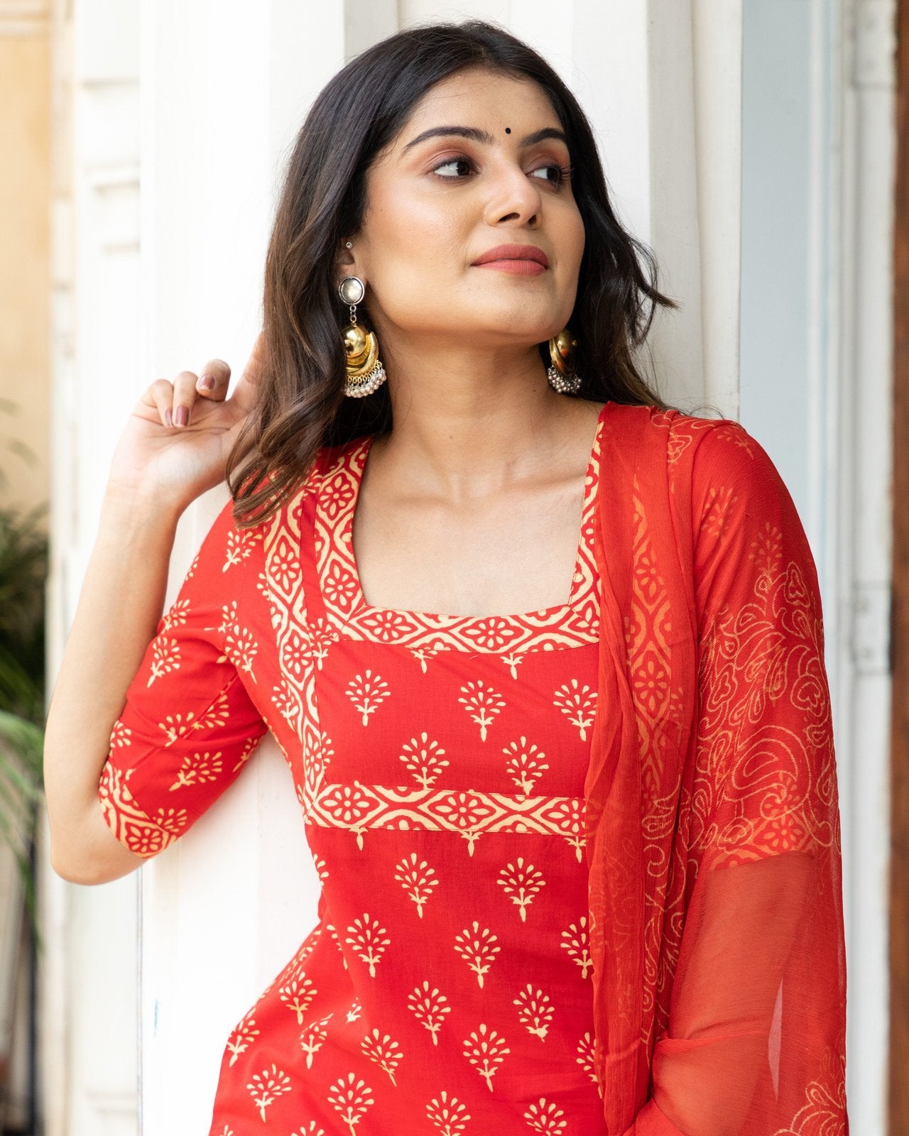Red & off-white Block Butti Print Cotton Kurta Pant Set