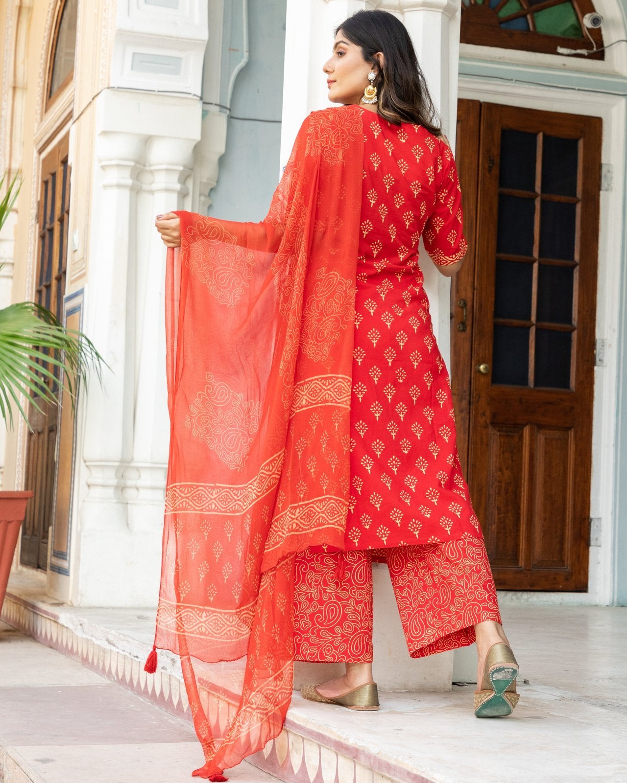 Red & off-white Block Butti Print Cotton Kurta Pant Set