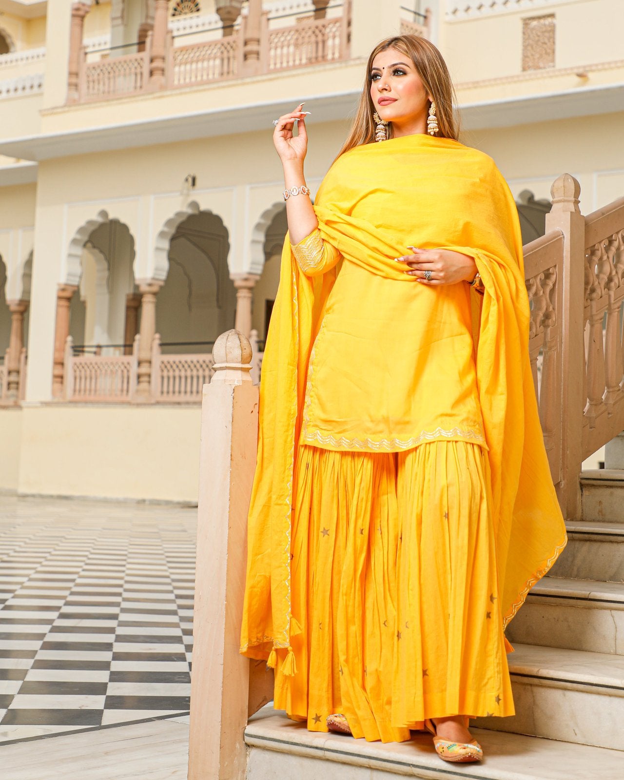 Shaili Sharara Set