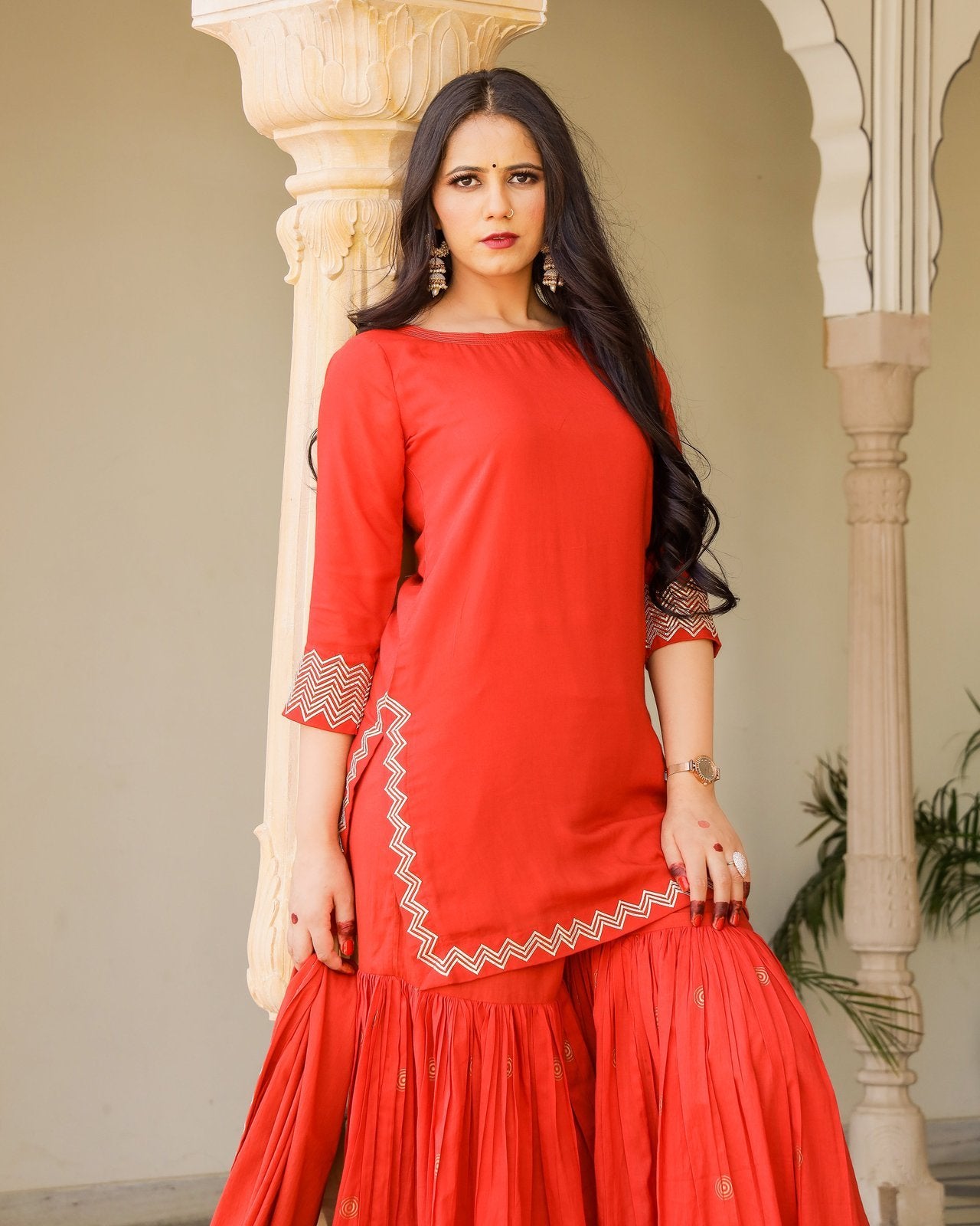 Siddhi Sharara Set