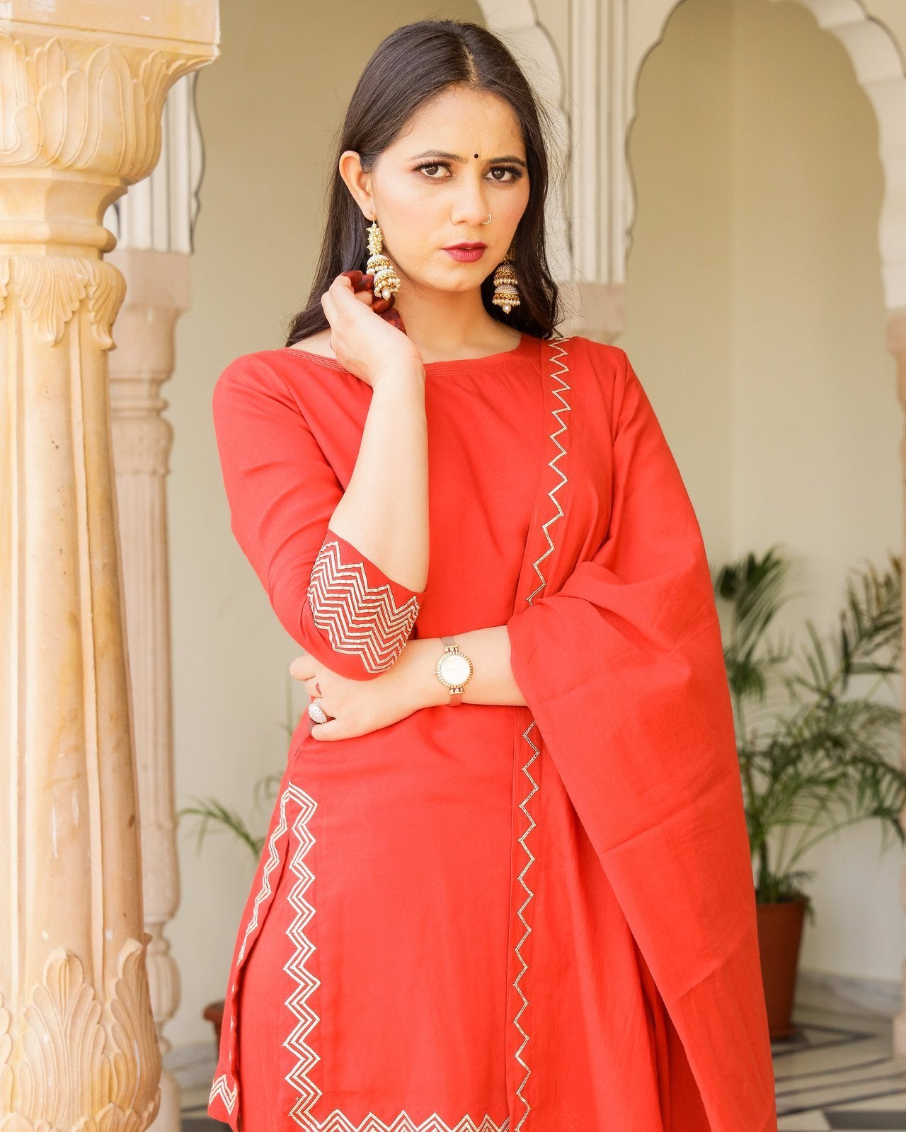 Siddhi Sharara Set