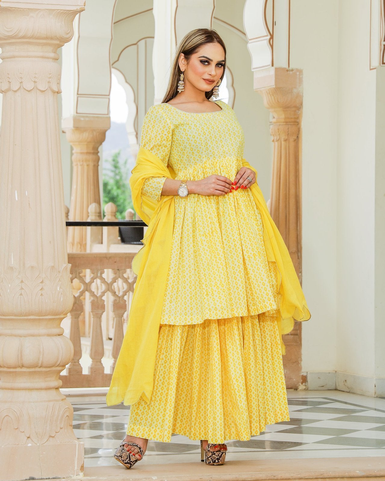 Naina Sharara Set