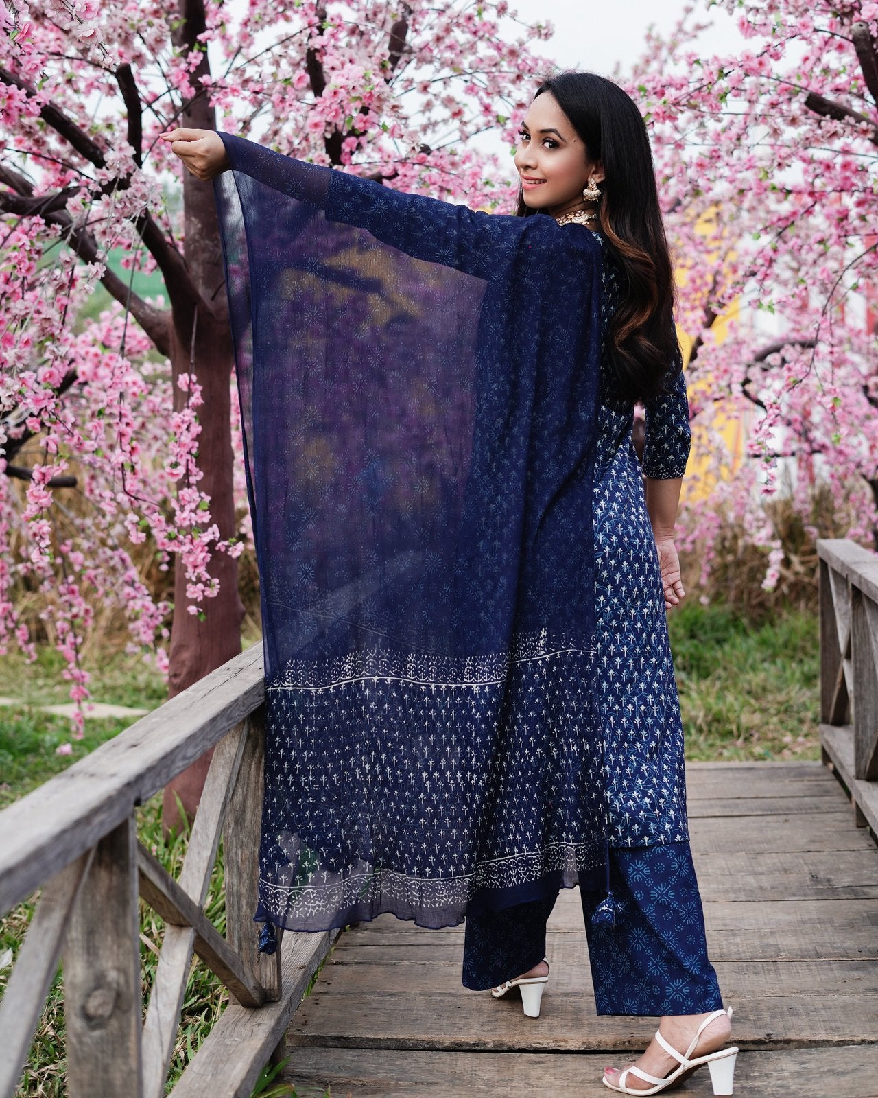 Blue Block Butti Print Cotton Kurta Pant Set