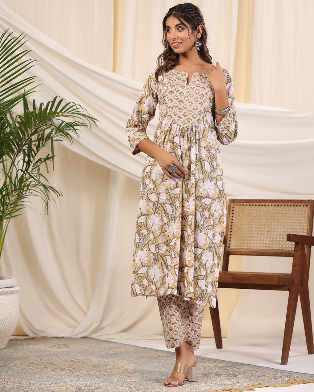 Sadabahaar Brown Jaal Handblock Printed Cotton Kurta Pant Set