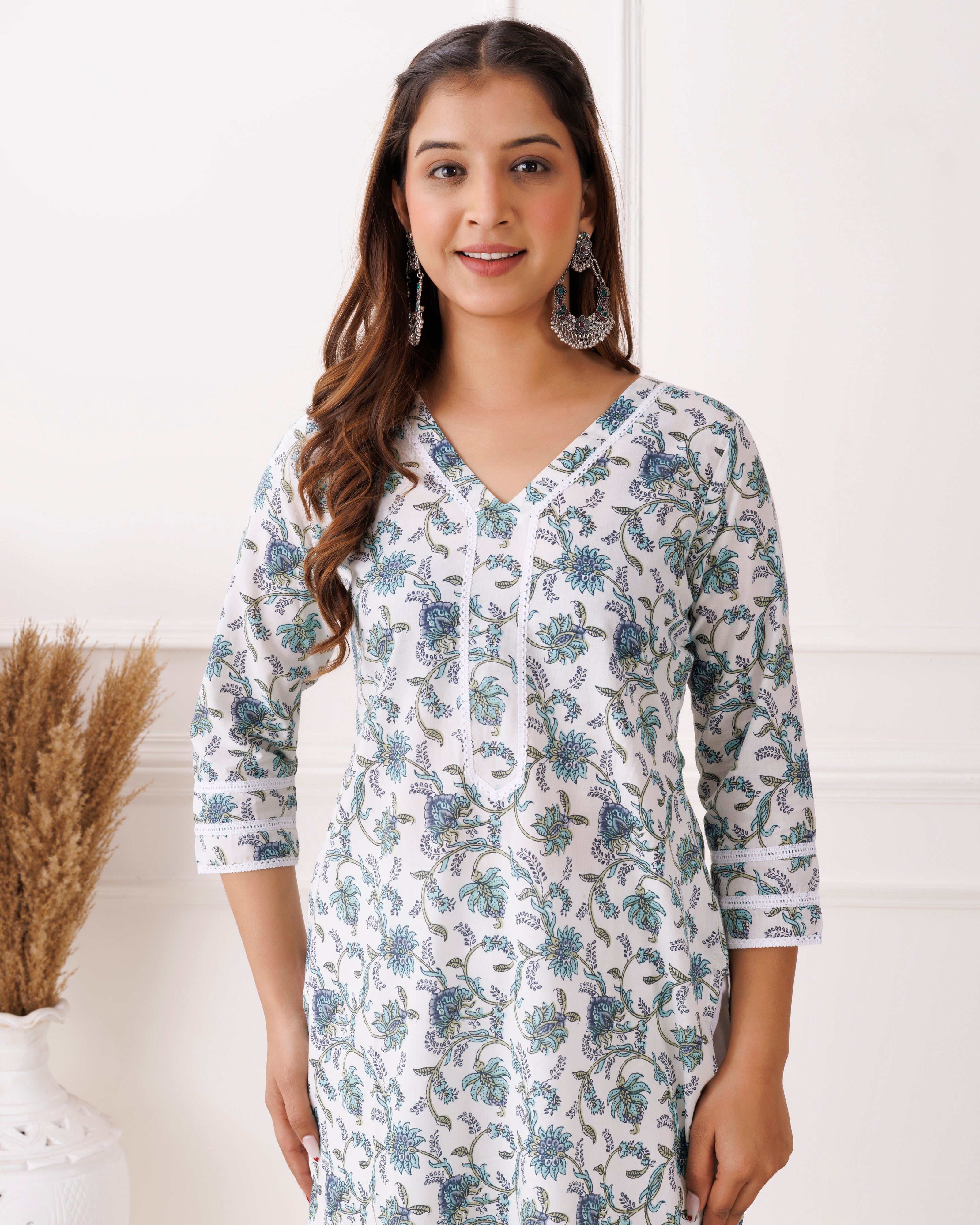 Serene White Handblock Printed Cotton Kurti