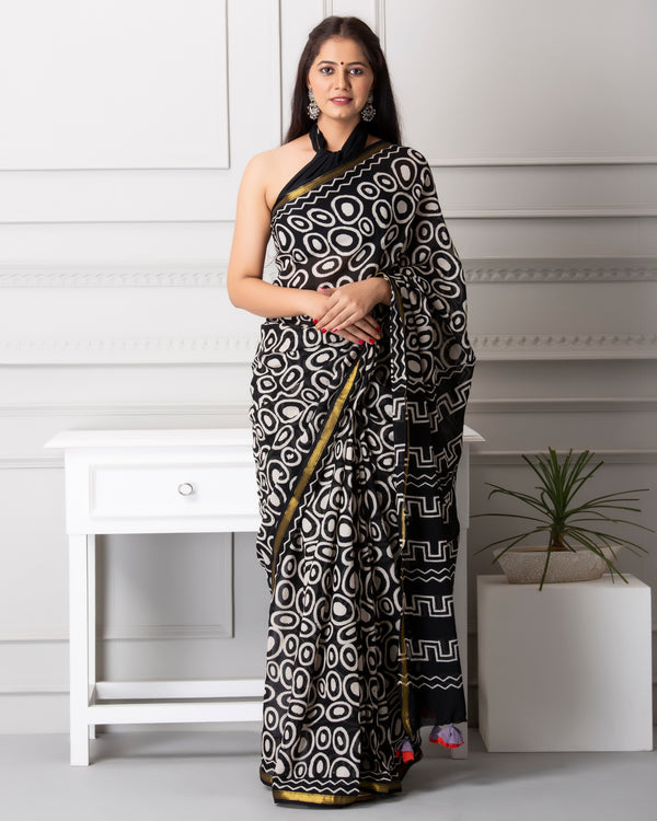 Charlie Handblock Printed Mul-mul Saree