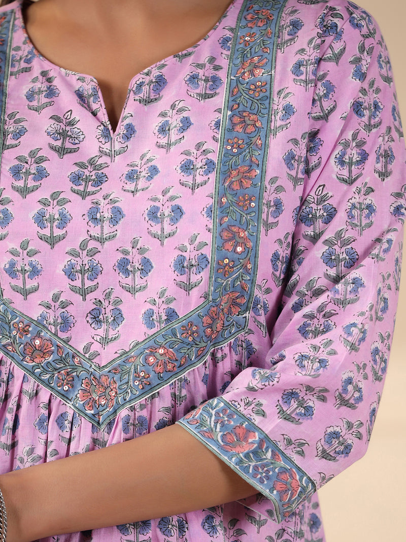 Sadabahaar Lavender Butti Handblock Printed Cotton Kurta Pant