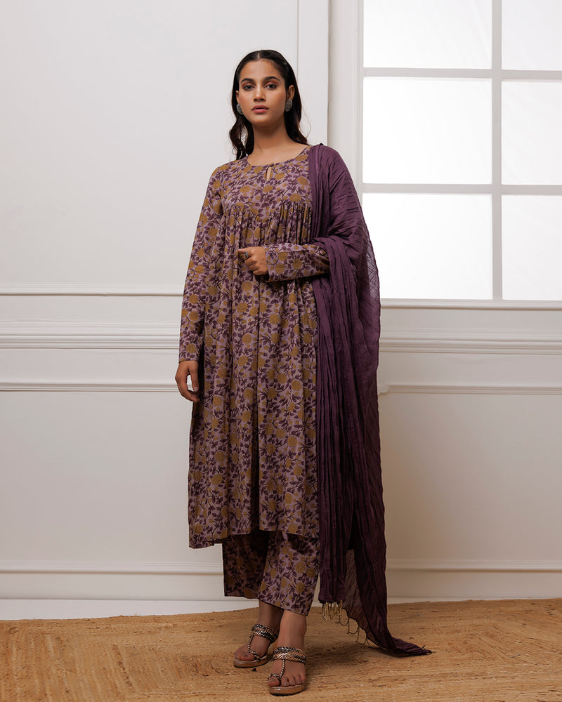 Noor Violet Dabu Block jaal Printed Gathered Suit set