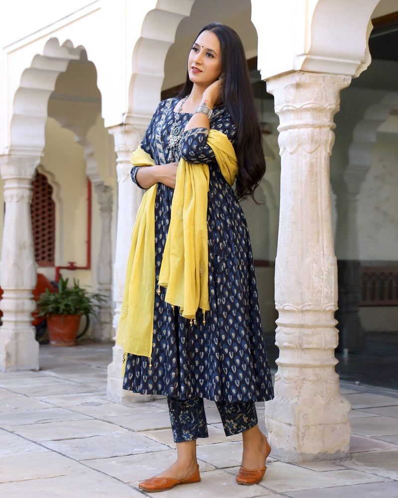 Sparkle Bagru Print Anarkali Kurta Pant Set ( Set of 3 )