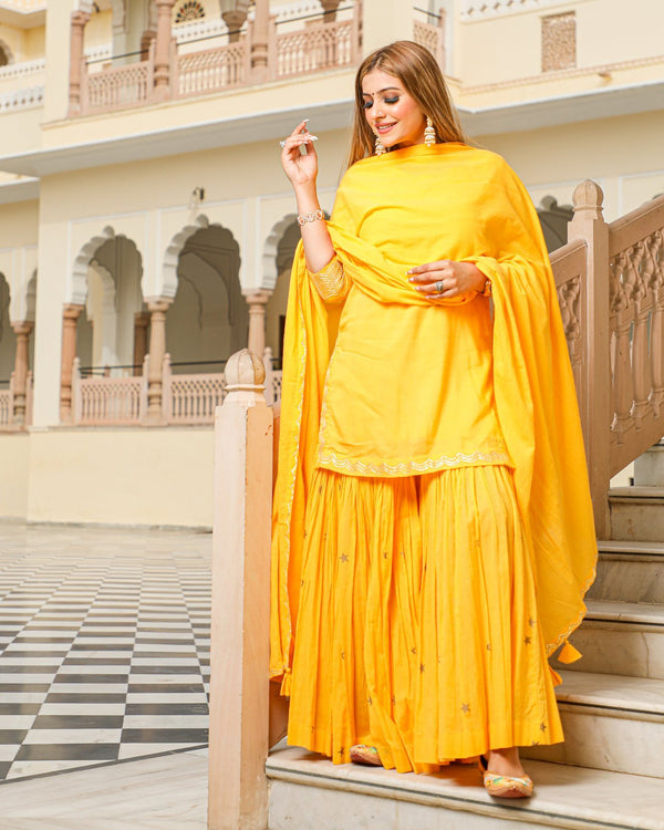 Shaili Sharara Set