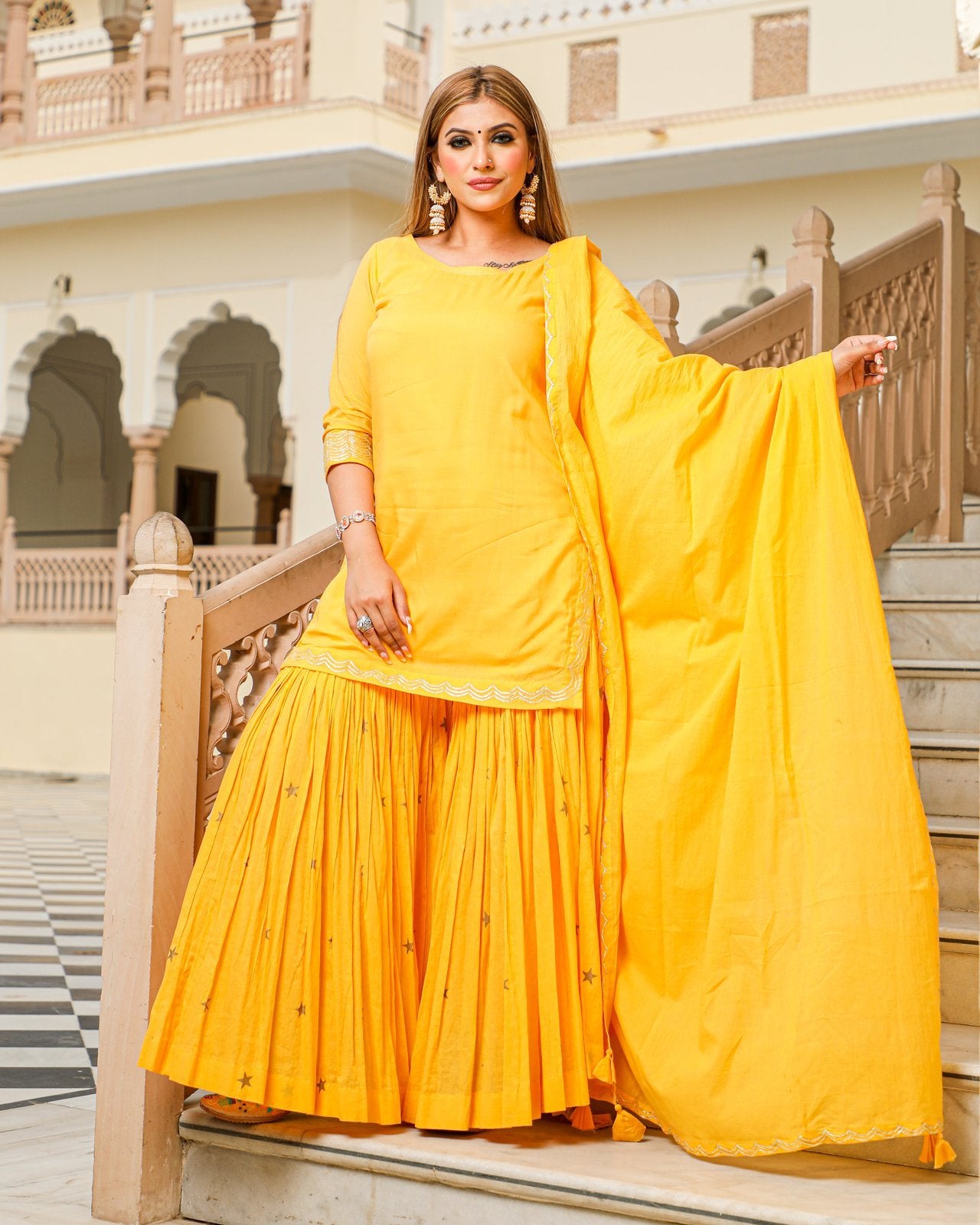 Shaili Sharara Set