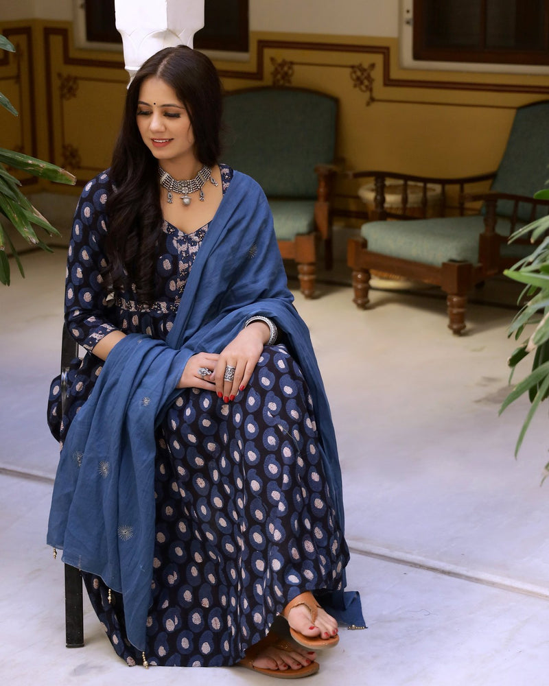 Alluring Bagru Print Anarkali Kurta Pant Set ( Set of 3 )